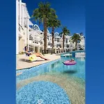 Seahorse Deluxe 3* ディディム