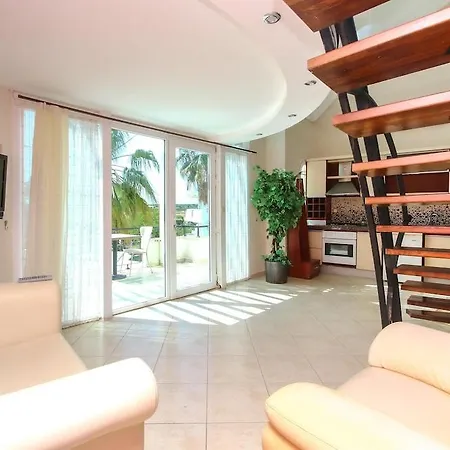 Otel Seahorse Deluxe 3*