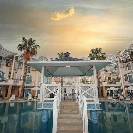 Hotel Seahorse Deluxe 3*