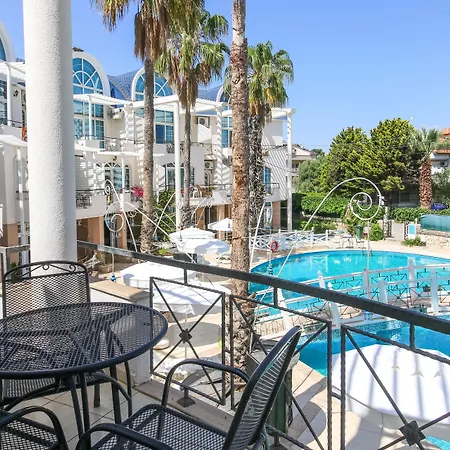 Seahorse Deluxe Hotell 3*