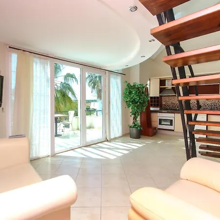 Seahorse Deluxe Hotell 3*