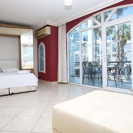 Seahorse Deluxe Hotell 3*