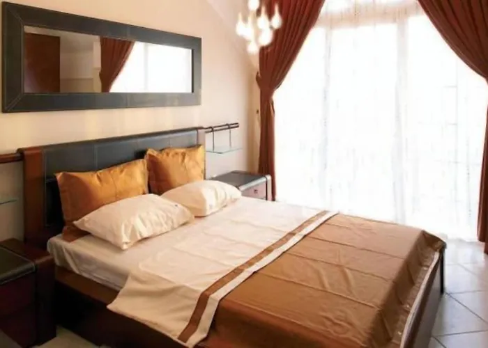 Seahorse Deluxe Hotel