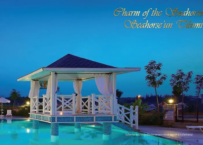 Seahorse Deluxe Hotel