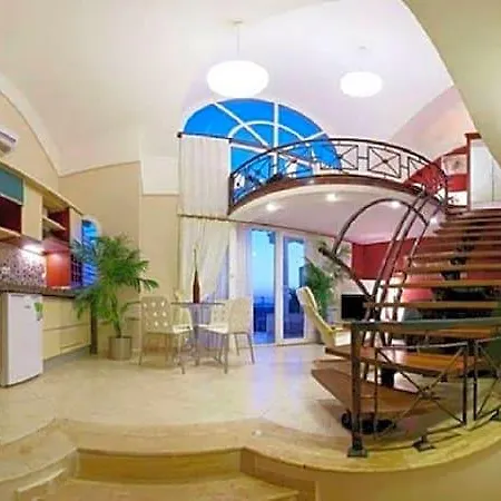 Seahorse Deluxe Hotel